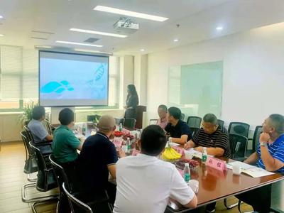 百草邊與森鹿皮業(yè)戰(zhàn)略結(jié)盟 共推新材料技術(shù)，引領(lǐng)綠色時尚未來